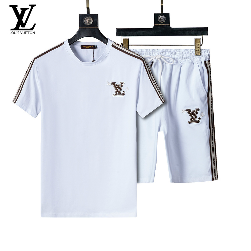 LV ������װ 8q