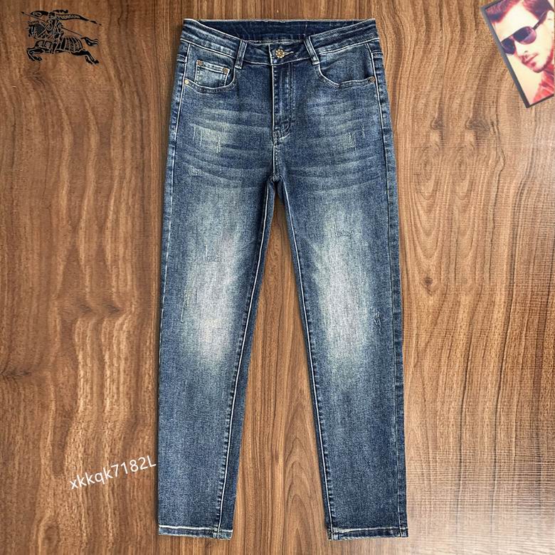 Burberry sz28-38 25tn24