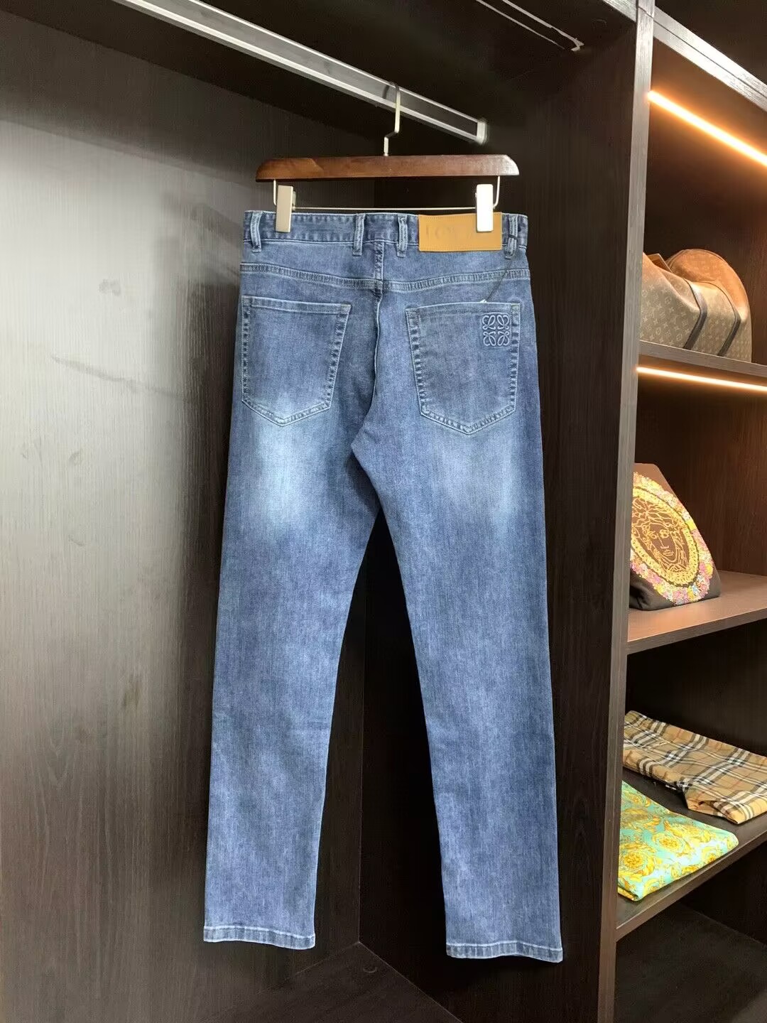 Loewe 29-40 ljpx 01