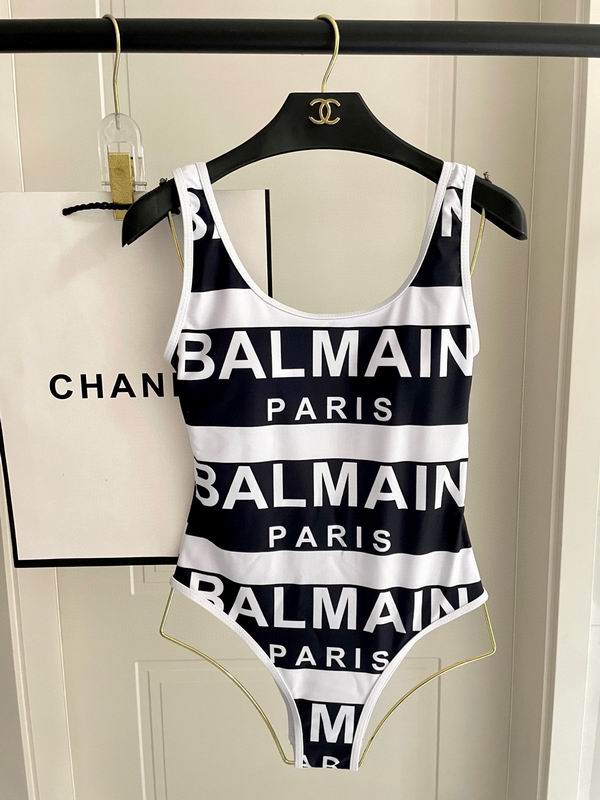 Balmain S-XL 08