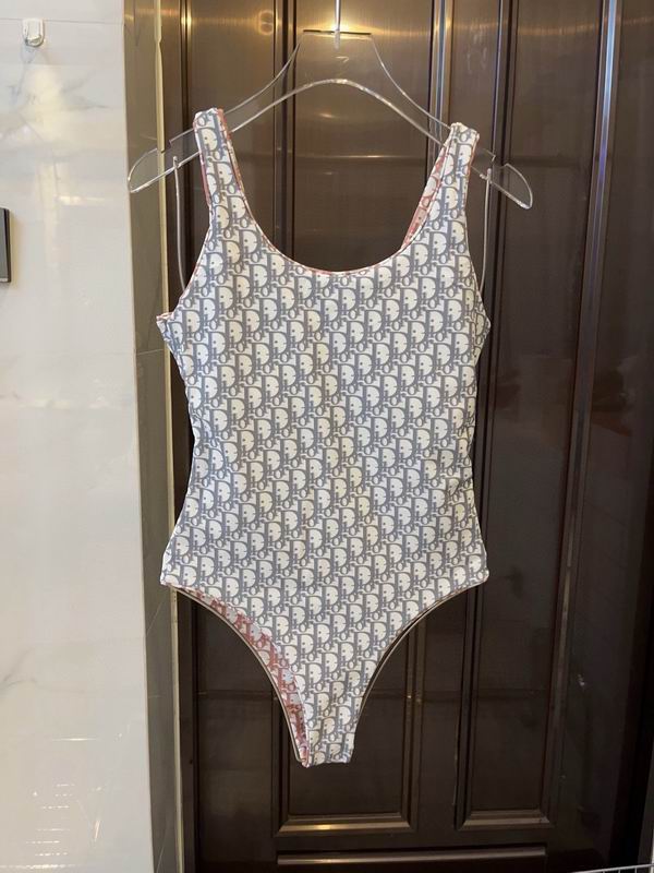 Dior S-XL 241