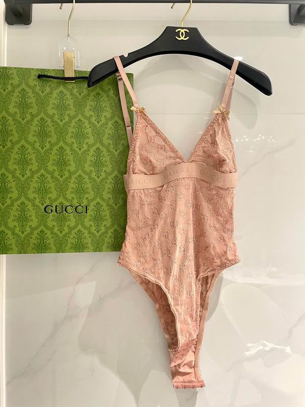 Gucci S-XL 127