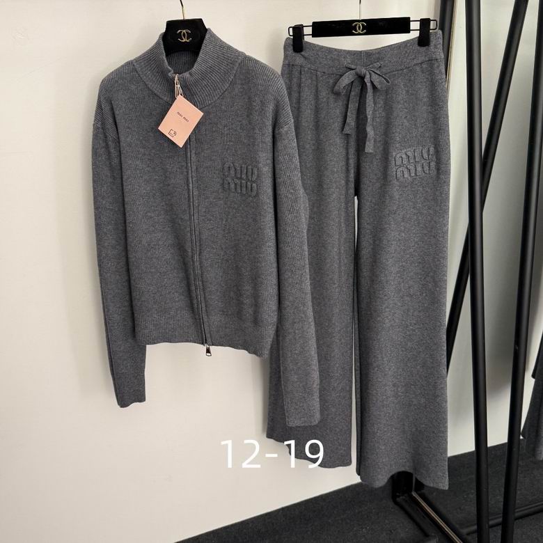 MiuMiu S-XL 305
