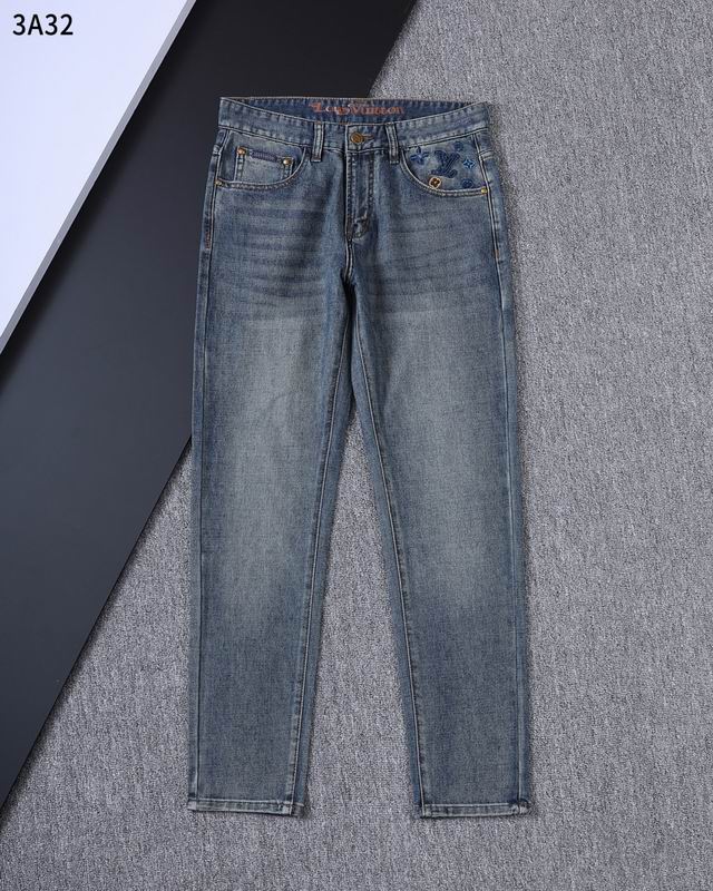 LV  sz29-42 xltr3A32