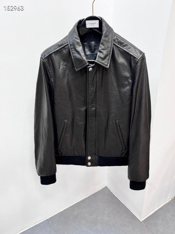 Prada ���׼п� 26y 0519