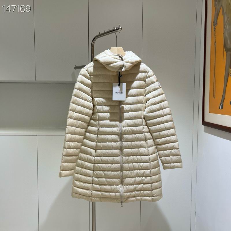 Moncler sz1-4 26yr44