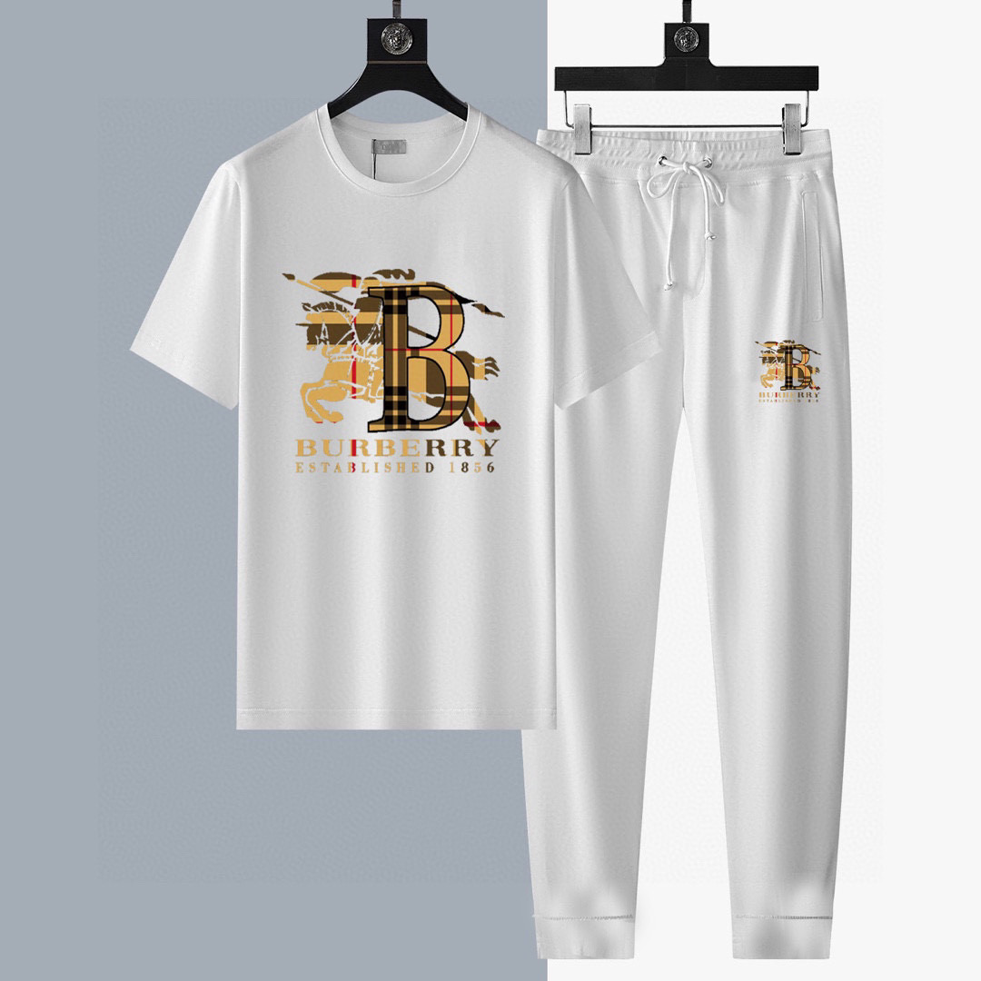 Burberry 2 Pieces Short 13x 0705