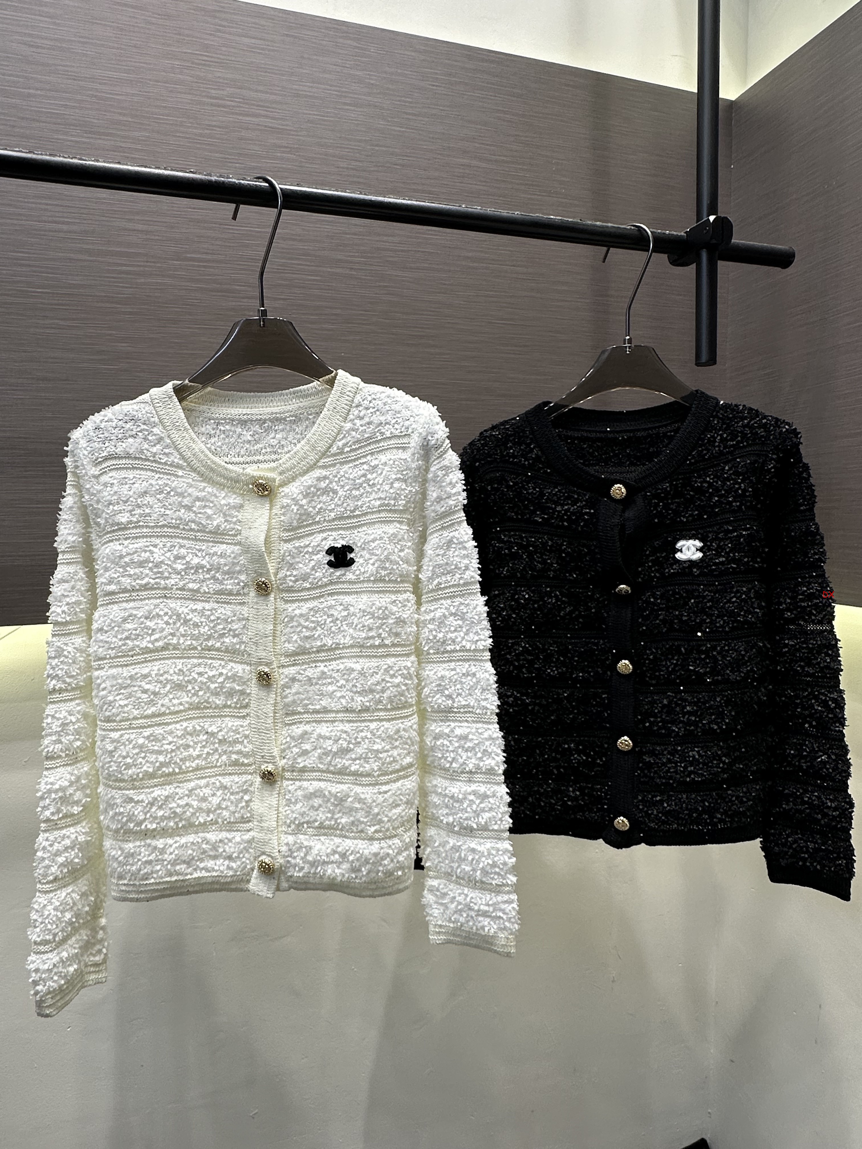 Chanel One Size 79
