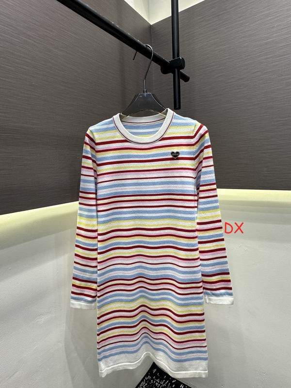 MiuMiu One Size 34