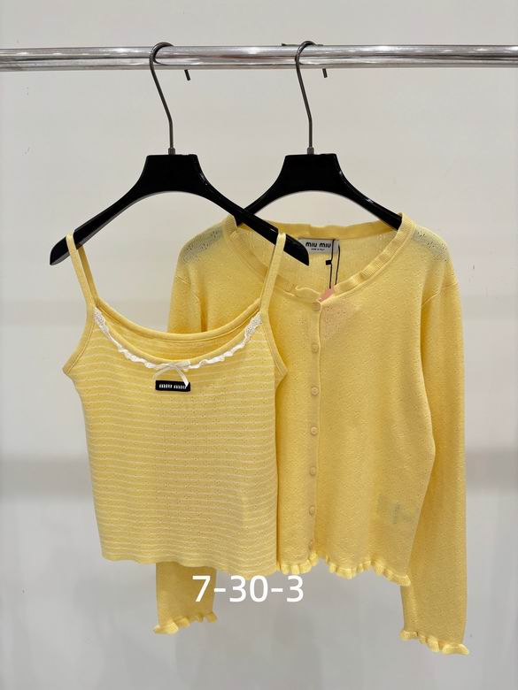 MiuMiu S-XL 352