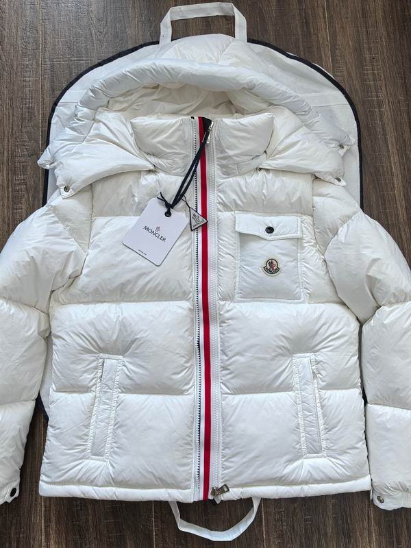 Moncler sz1-5 24cr346