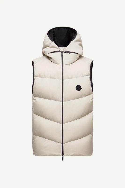 Moncler sz1-5 24cr357