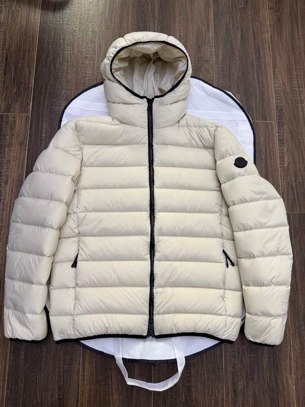 Moncler sz1-5 24cr365