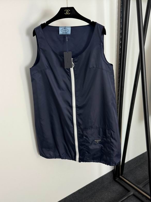 Prada S-L 135