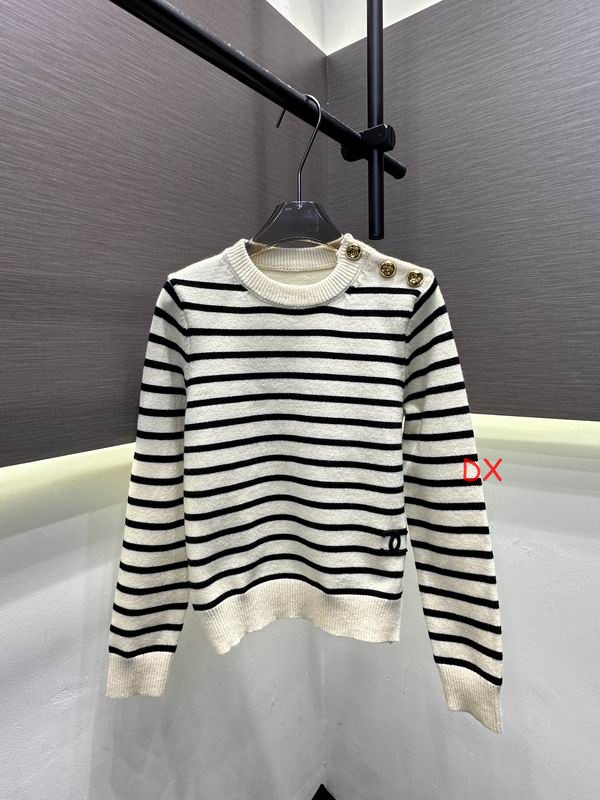 Chanel One Size 205