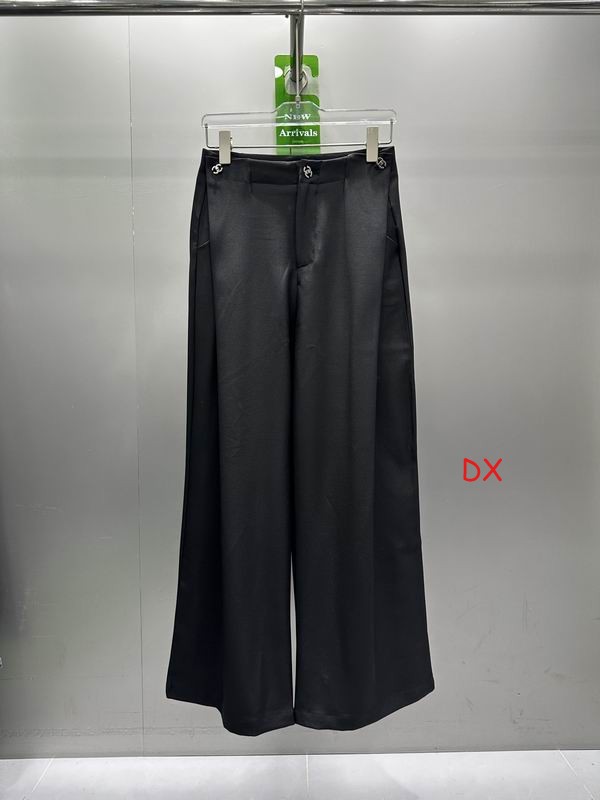Chanel One Size 217