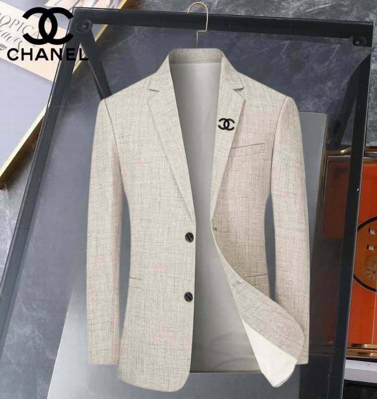 Chanel Suit 1018
