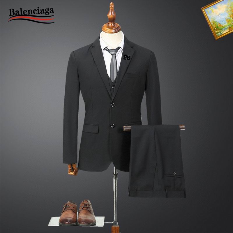Balenciaga Suit 1022