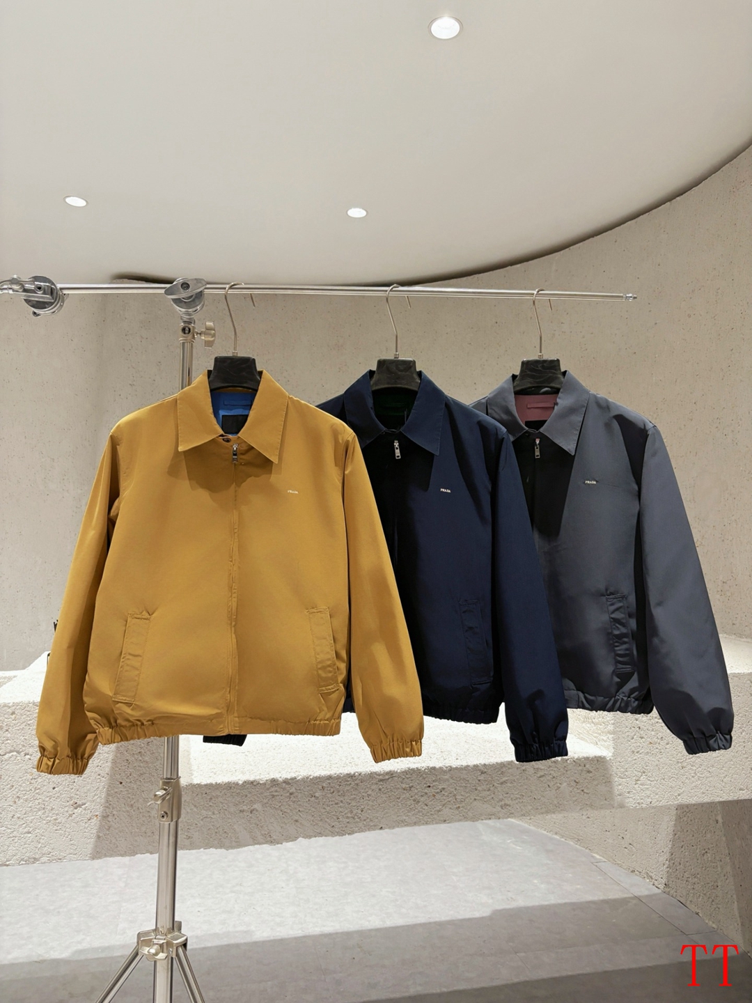 Prada S-XL 20tr46