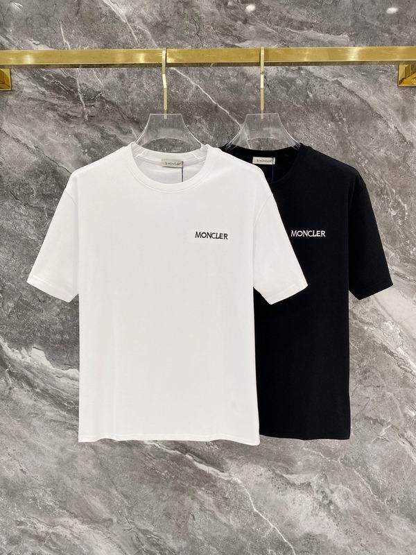Moncler T Shirt Omt