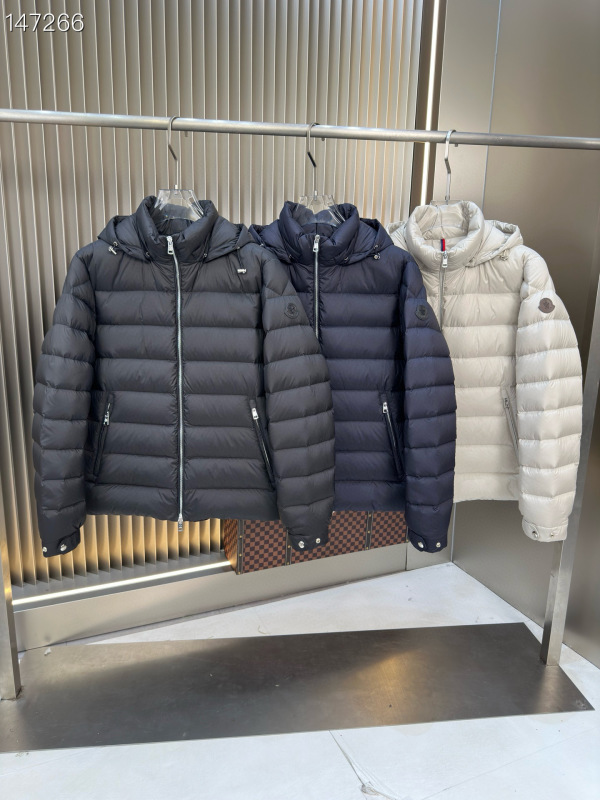 Moncler sz1-5 26yr61