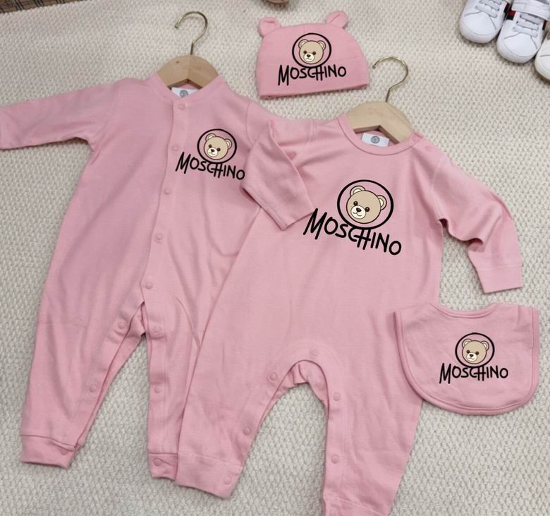 Moschino sz52 59 66 73 80 85 90 143